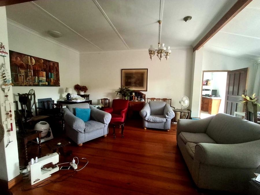7 Bedroom Property for Sale in Baysville Eastern Cape